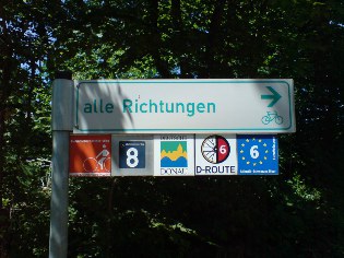Hinweise (u.a.) für den Donau-Radweg bei Thalfingen